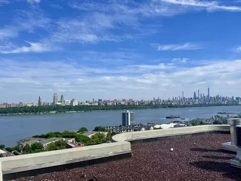 100 Carlyle Dr #5J NORTH, Cliffside Park, NJ 07010