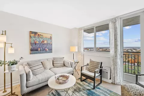100 Manhattan Ave #1901, Union City, NJ 07087
