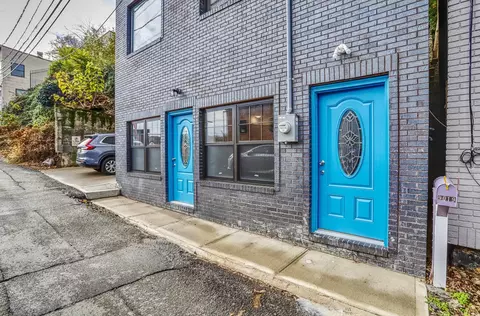 9017 Riverside Pl, North Bergen, NJ 07047