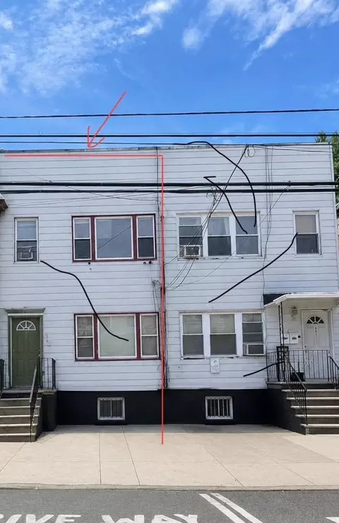 419 4th St # A, Union City, NJ 07087