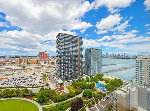 75 Park Ln S #1904, Jersey City, NJ 07310
