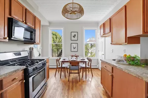 198 Bowers St #201, Jersey City, NJ 07307