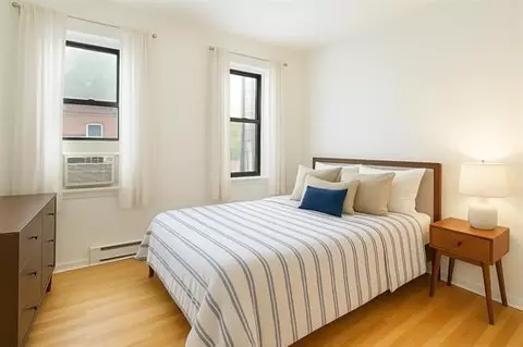 230 Bloomfield St #302, Hoboken, NJ 07030