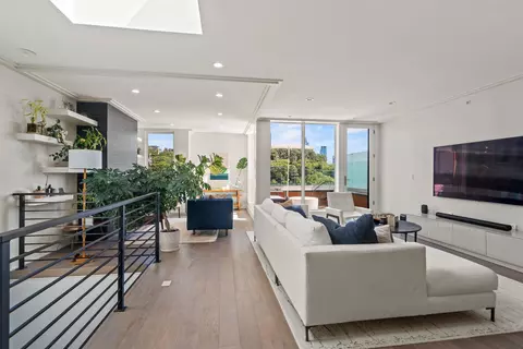 367 Park Ave, Weehawken, NJ 07086