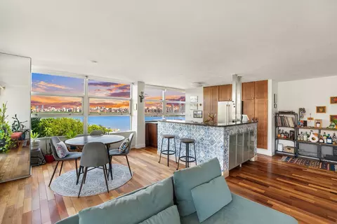 6050 Blvd E #4C, West New York, NJ 07093