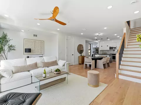 82 Pamrapo Ave #2A, Jersey City, NJ 07305