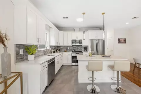 173 Halladay St #2, Jersey City, NJ 07304