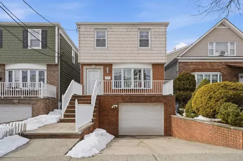 141 Kennedy Blvd, Bayonne, NJ 07002