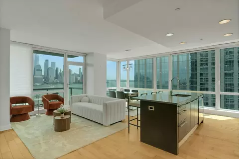 2 2nd St #1605, Jersey City, NJ 07302