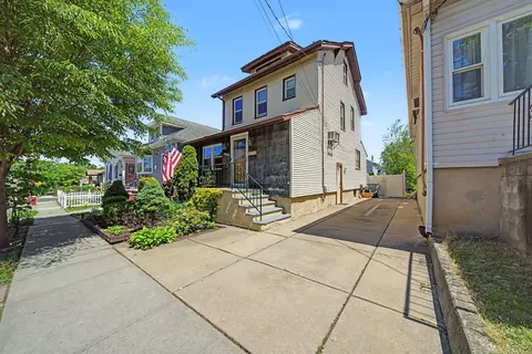 288 Maple St, Secaucus, NJ 07094 photo 2