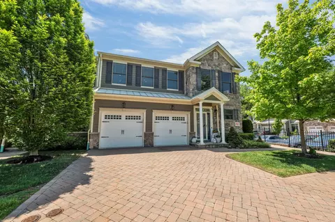 2308 Freeman Way, Allendale, NJ 07401