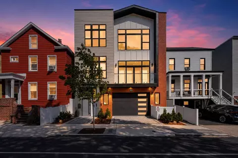 414 New York Ave, Jersey City, NJ 07307