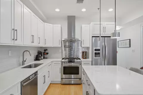 838 Park Ave #2, Hoboken, NJ 07030