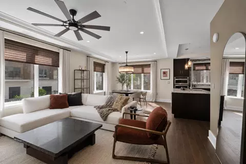 250 Henley Pl #210, Weehawken, NJ 07086