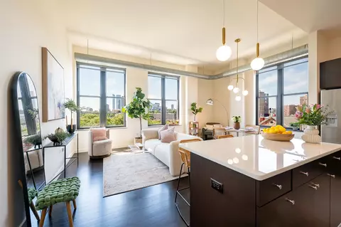 232 Pavonia Ave #717, Jersey City, NJ 07302