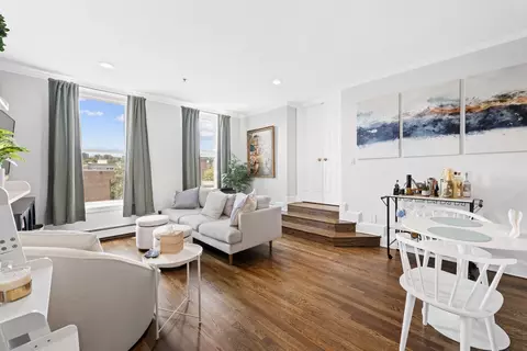 1115 Willow Ave #401, Hoboken, NJ 07030