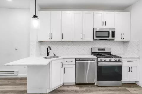 609 New York Ave #2L, Union City, NJ 07087