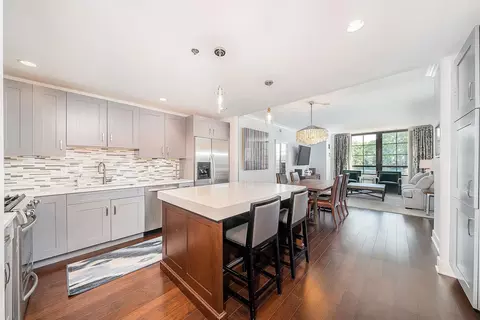 1025 Maxwell Ln #304, Hoboken, NJ 07030