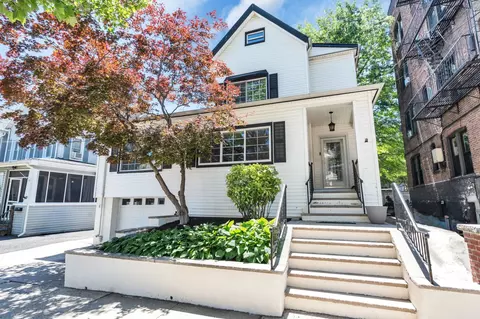 46 43rd St, Bayonne, NJ 07002