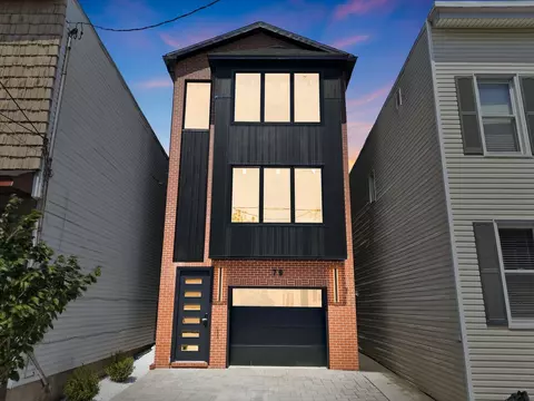 79 E 23rd St, Bayonne, NJ 07002