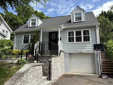 33 Yantecaw Ave, Bloomfield, NJ 07003