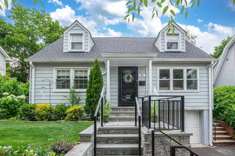 33 Yantecaw Ave, Bloomfield, NJ 07003