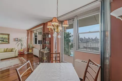 6040 Blvd E #5D, West New York, NJ 07093