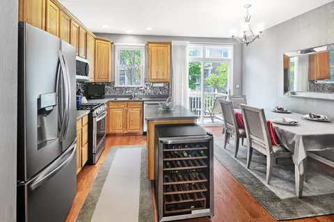 234 Price Ct, West New York, NJ 07093