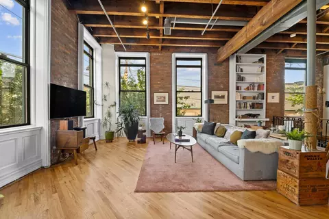 126 Webster Ave #1A, Jersey City, NJ 07307