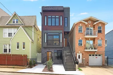 231 Clinton Ave #2, Jersey City, NJ 07304