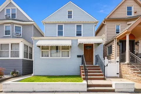 78 W 28th St, Bayonne, NJ 07002