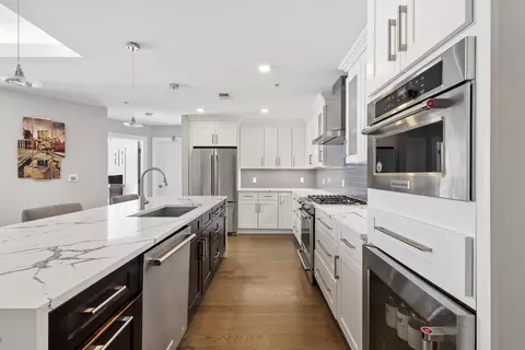 10 Paterson Ave #2A, Hoboken, NJ 07030