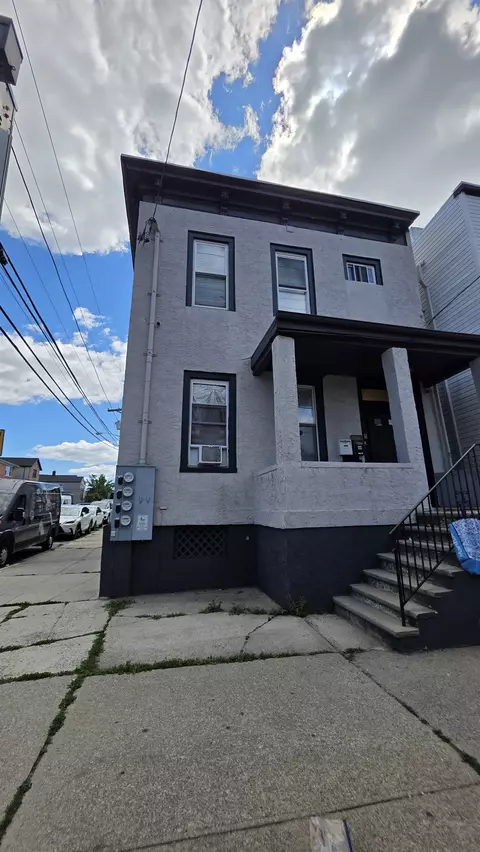 1201 67th St #3, North Bergen, NJ 07047