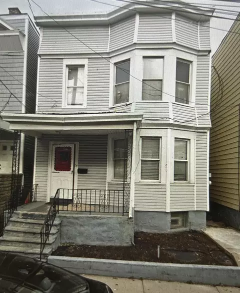 146 Myrtle Ave, Jersey City, NJ 07305