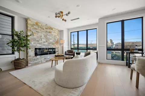 6 Elizabeth St #2-B, Jersey City, NJ 07306