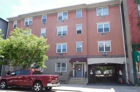 356 Palisade Ave #2E, Jersey City, NJ 07307