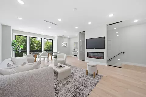 24 Lincoln St #2, Jersey City, NJ 07307