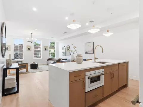 1123 Summit Ave #2, Jersey City, NJ 07307
