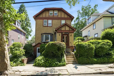 333 78th St, North Bergen, NJ 07047