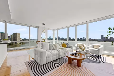 2 2nd St #1602, Jersey City, NJ 07302