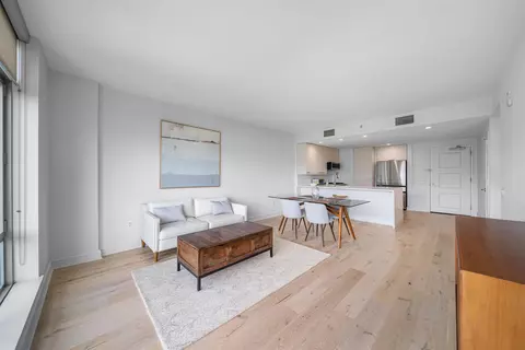 8100 River Rd #908, North Bergen, NJ 07047