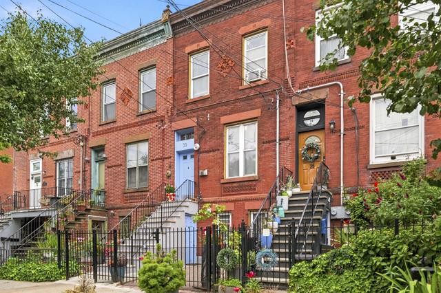 33 Park St, Jersey City, NJ 07304