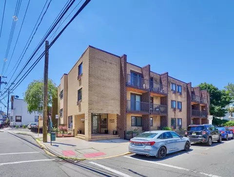 7117 Park Ave #B5, North Bergen, NJ 07047
