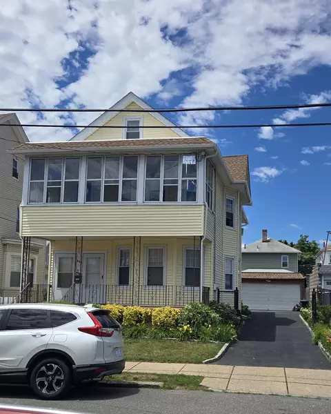 884 E 28th St, Paterson, NJ 07513
