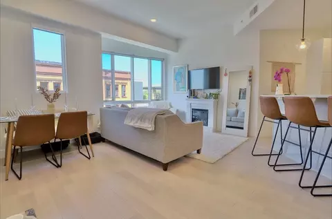 332 Newark Ave #4A, Jersey City, NJ 07302