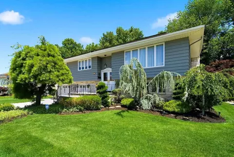 8 Mariani Dr, Little Ferry, NJ 07643