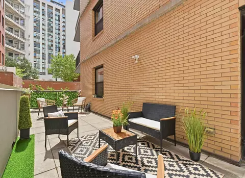 154 Steuben St #201, Jersey City, NJ 07302