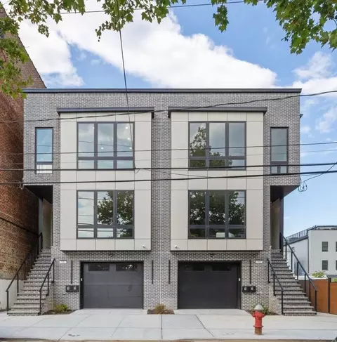 42 Waverly St #1, Jersey City, NJ 07306