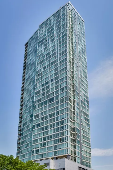 2 2nd St #801, Jersey City, NJ 07302