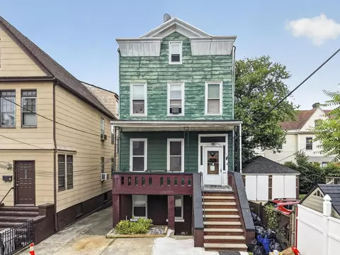 19 Linden Ct, Jersey City, NJ 07305